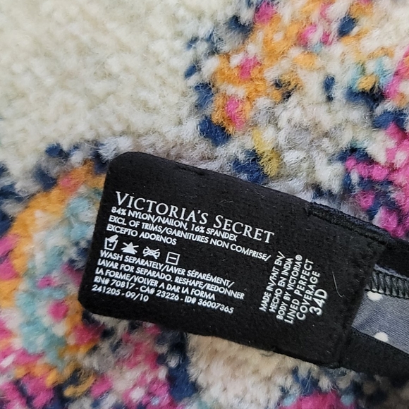 Victoria's Secret Body by Victoria full coverage - Picture 5 of 6